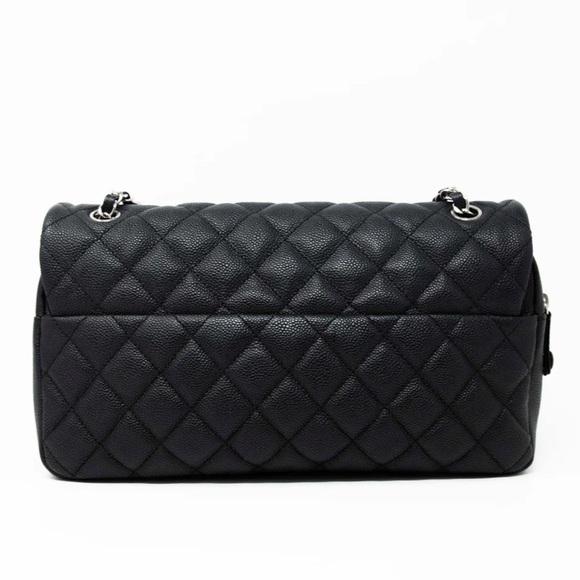✨ SOLD ✨Chanel Black Jumbo Easy Flap - Picture 3 of 14